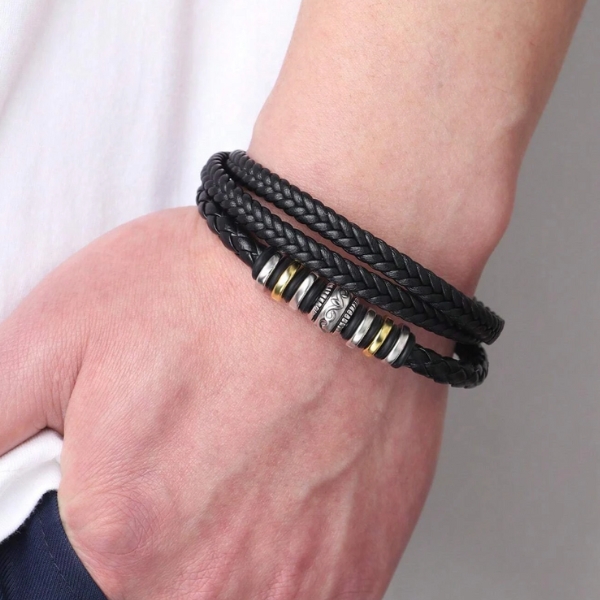 LEATHERBRACELET1